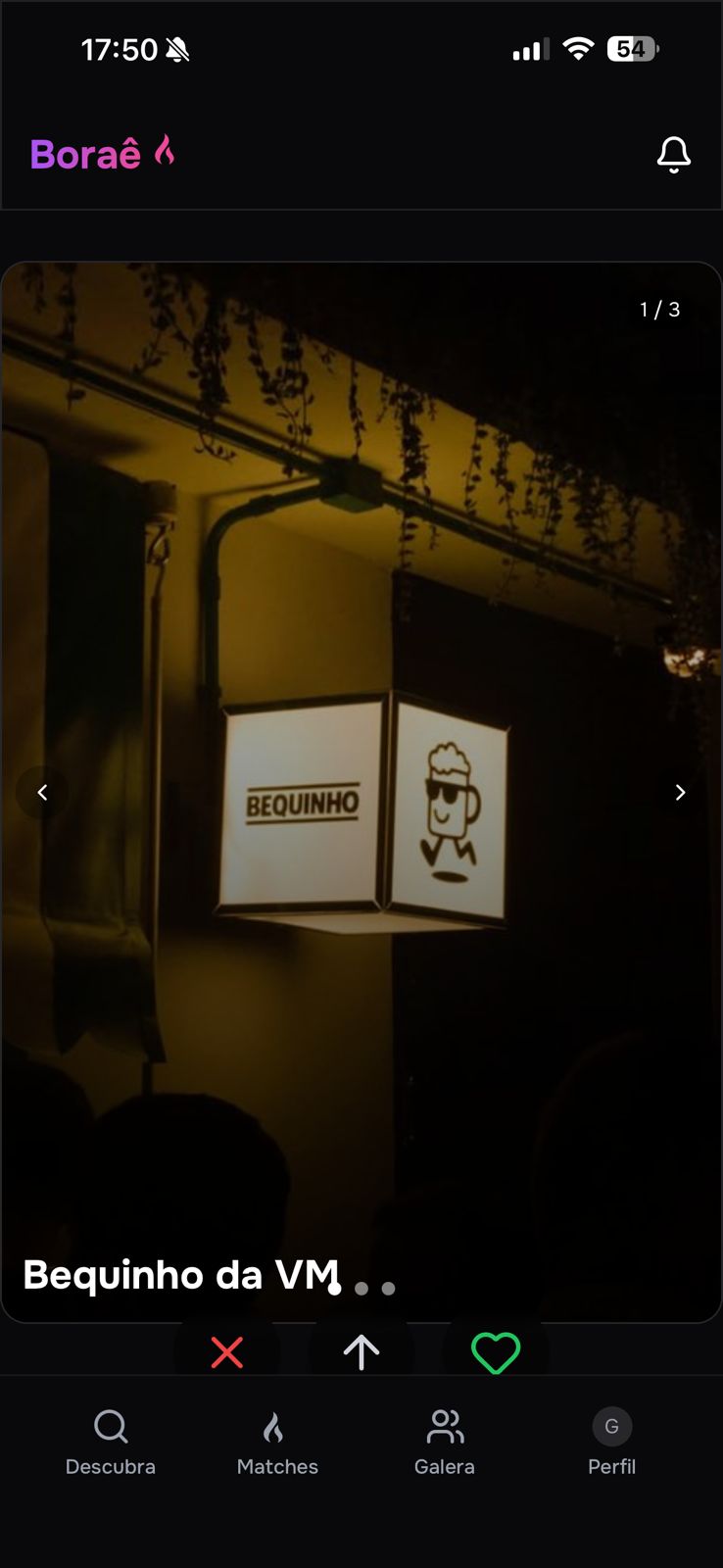 Boraê app - tela de swipe de lugares