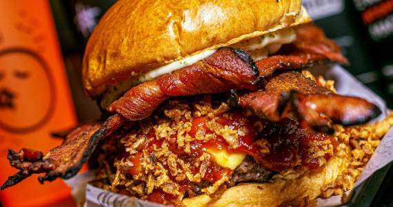 All Fries Burger - Foto 1