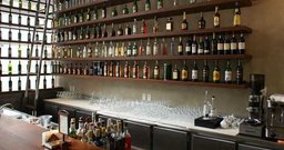 Ávila Parrilla & Enoteca - Foto 1