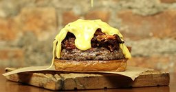 Between Buns - Foto 3