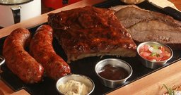 Detroit Steakhouse - Santana de Paranaíba - Foto 2