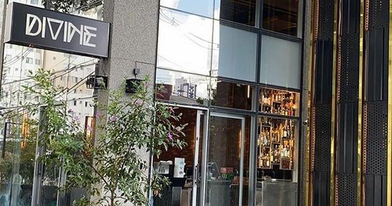 Divine Bar