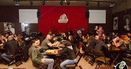 Hillarius Comedy Bar ABC - Foto 3