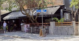 Inconfidentes Bar - Foto 2