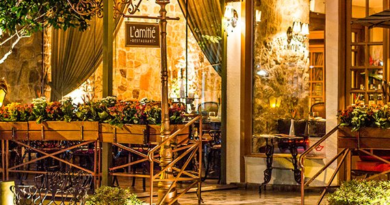 L'amitié Bistrot Parisiense