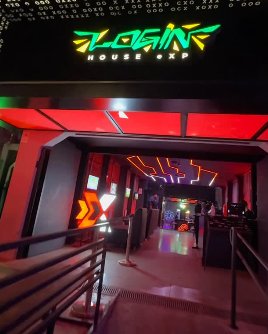 Login House