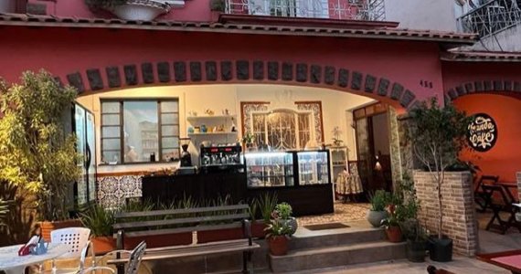 Manda Bar