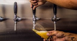 Maniga's Brew Pub - Foto 1