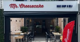 Mr Cheesecake Bake Shop & Deli - Foto 2