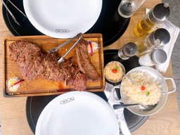Oroq Meat House - Foto 1