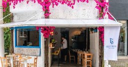 Petros Greek Taverna - Foto 2