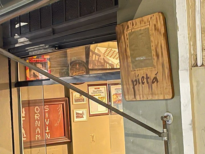 Pietá Bar