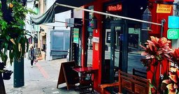 Rubi Wine Bar - Foto 2