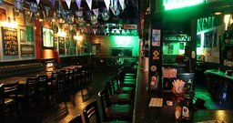 St. John's Irish Pub - Foto 1